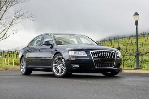 Audi A8 Chauffeur Car Melbourne Airport To CBD - St Kilda Accommodation 1