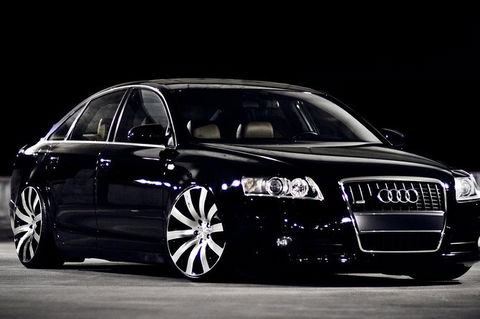 Audi A8 Chauffeur Car Melbourne Airport To CBD - St Kilda Accommodation 8