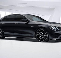 Melbourne Airport Transfers Melbourne Airport MEL to Melbourne in Business Car - St Kilda Accommodation