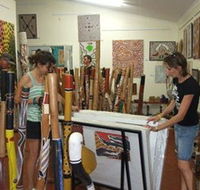 Top Didj and Art Gallery - St Kilda Accommodation