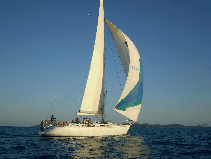 ISail Whitsundays - St Kilda Accommodation