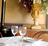 Chilli Pedes - St Kilda Accommodation