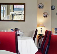 Le Petit Bourgeois - St Kilda Accommodation