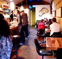 Ray - St Kilda Accommodation