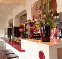 White Bar - St Kilda Accommodation