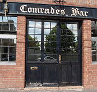 Comrades Bar - St Kilda Accommodation