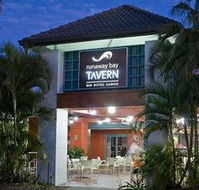 Runaway Bay Tavern - St Kilda Accommodation