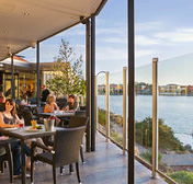 Lakes Resort Hotel - St Kilda Accommodation