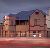 Cross Keys Hotel - St Kilda Accommodation