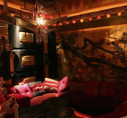 Lychee Lounge - St Kilda Accommodation 3