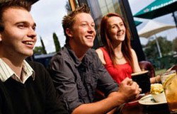 Mick O'Sheas's Irish Pub - St Kilda Accommodation 1
