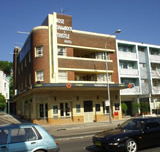 Arts Bar - St Kilda Accommodation