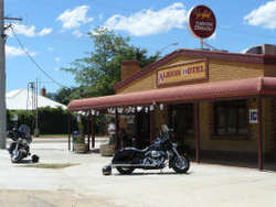 Albion Hotel Swifts Creek - St Kilda Accommodation 0