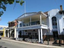 Mount Pleasant Hotel - St Kilda Accommodation 0