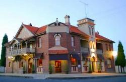 Abermain Hotel - St Kilda Accommodation 0