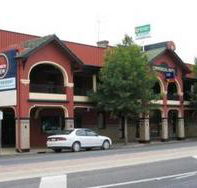 Commercial Hotel Benalla - St Kilda Accommodation