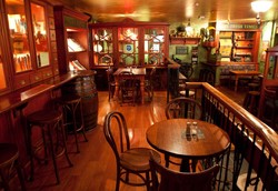 PJ O'Briens - St Kilda Accommodation 2
