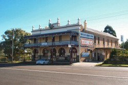 Caledonia Hotel - St Kilda Accommodation 3