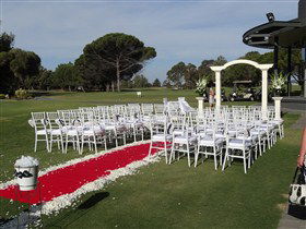 West Lakes Golf Club - St Kilda Accommodation 3