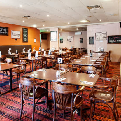 Upper Ross Hotel - St Kilda Accommodation 4