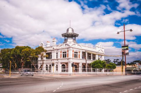 The Guildford Hotel - St Kilda Accommodation 0