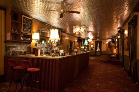 Back Bar Cocktail Lounge & Function Venue - St Kilda Accommodation 1