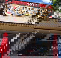 Daly Coffee Den - St Kilda Accommodation