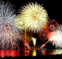Sydney Harbour New Years Eve Fireworks Dinner Cruises - St Kilda Accommodation