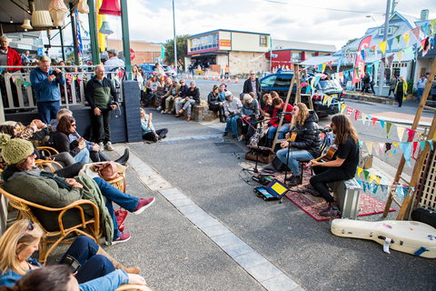 Live N Local In The Village - St Kilda Accommodation 1