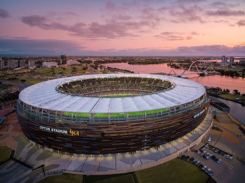 Fremantle Dockers V West Coast Eagles - AFL Round 7 - St Kilda Accommodation 1