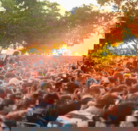 People's Choice BASSINTHEGRASS - St Kilda Accommodation