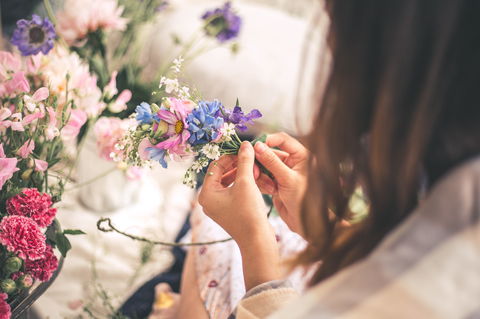 Summer Flower Crown Workshop - St Kilda Accommodation 0