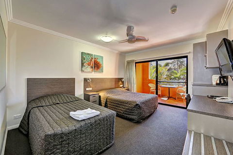 Kacys Bargara Beach Motel - St Kilda Accommodation 5