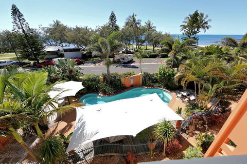 Kacys Bargara Beach Motel - St Kilda Accommodation 2