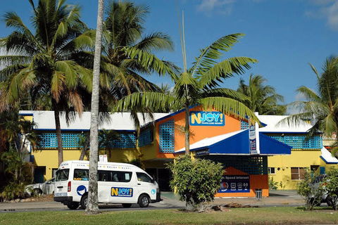 Njoy! Travellers Resort - St Kilda Accommodation 2