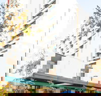 Seasons Of Perth - St Kilda Accommodation