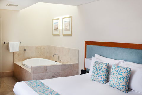 Seashells Mandurah - St Kilda Accommodation 6