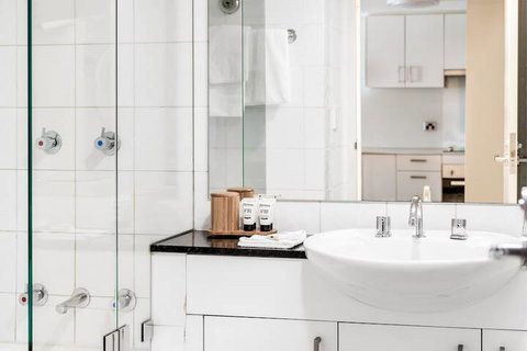 Quest Manly - St Kilda Accommodation 5