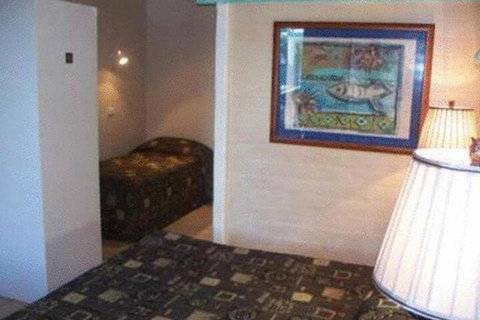 Aspect Central - St Kilda Accommodation 7