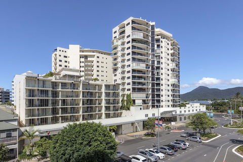 Piermonde Apartments - Cairns - St Kilda Accommodation 2