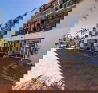 Billabong Backpackers Resort - St Kilda Accommodation