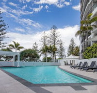 Mantra Coolangatta Beach - St Kilda Accommodation