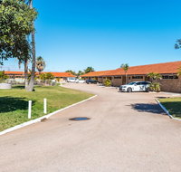 Hospitality Carnarvon SureStay Collection by Best Western - St Kilda Accommodation