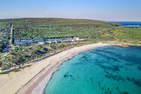 Smiths Beach Resort - St Kilda Accommodation 1