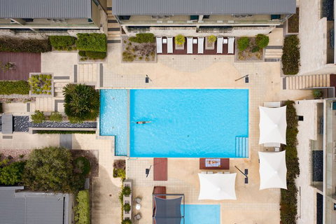 Smiths Beach Resort - St Kilda Accommodation 6