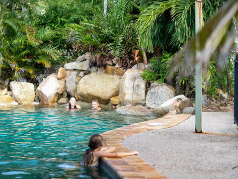 Cardwell Beachcomber Motel And Tourist Park - St Kilda Accommodation 2