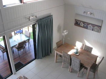 Cardwell Beachcomber Motel And Tourist Park - St Kilda Accommodation 4