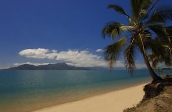Cardwell Beachcomber Motel And Tourist Park - St Kilda Accommodation 1