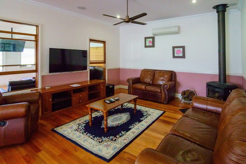 Radiance On Lyra - St Kilda Accommodation 3