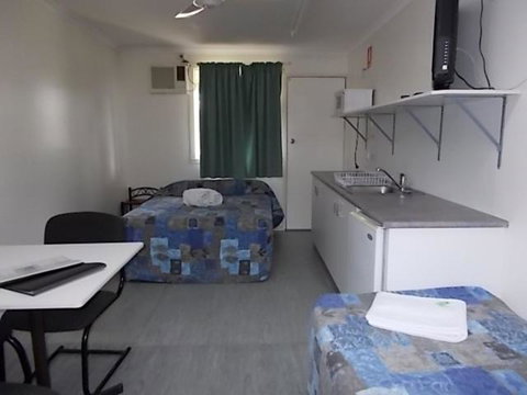 Oakridge Motel Tourist Park - St Kilda Accommodation 4